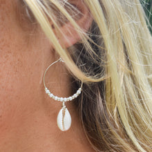 Load image into Gallery viewer, Silver and White Malolo Hoops
